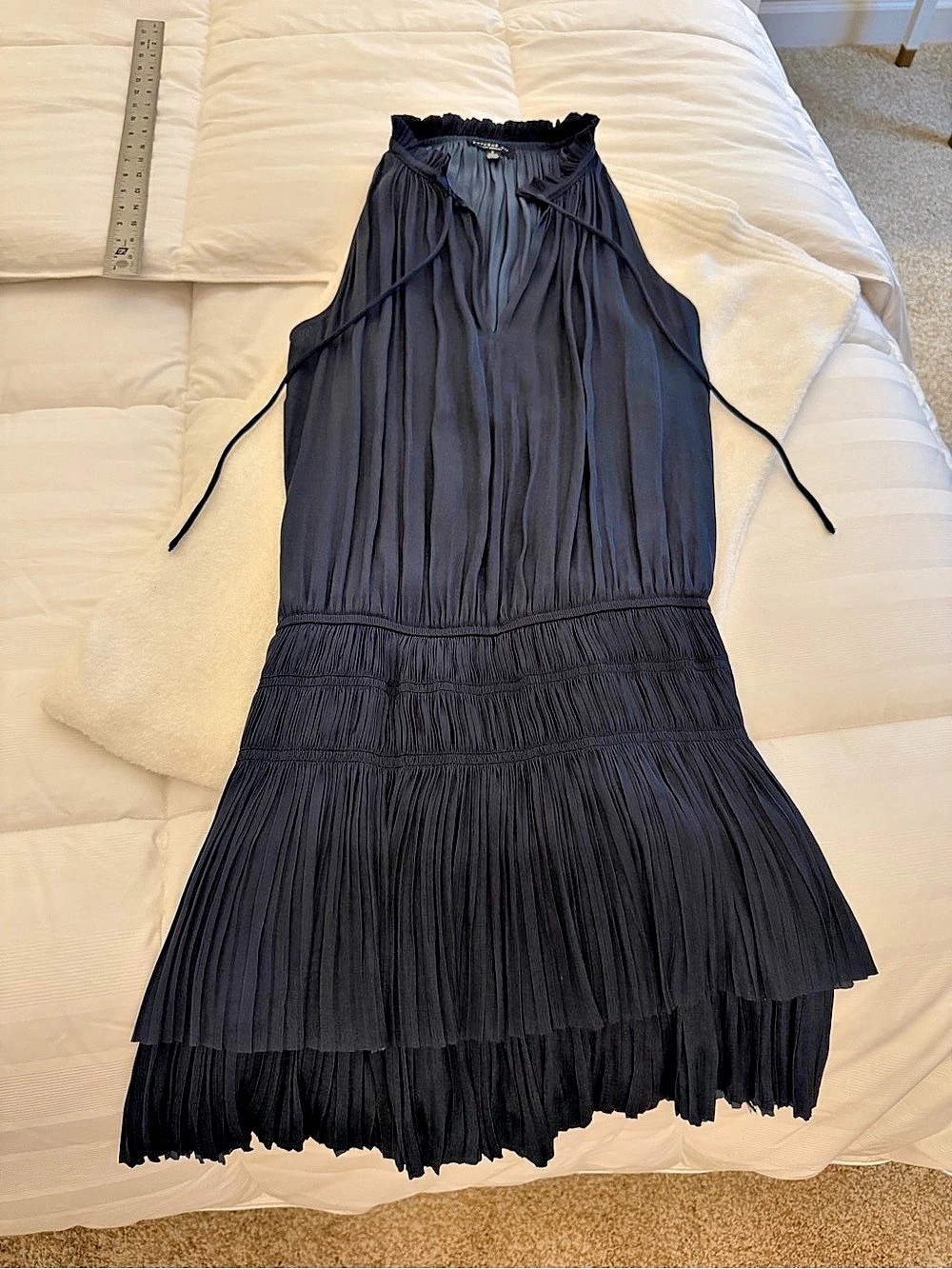 Current Air- Pleated Mini Dress in Navy Size Small Like New